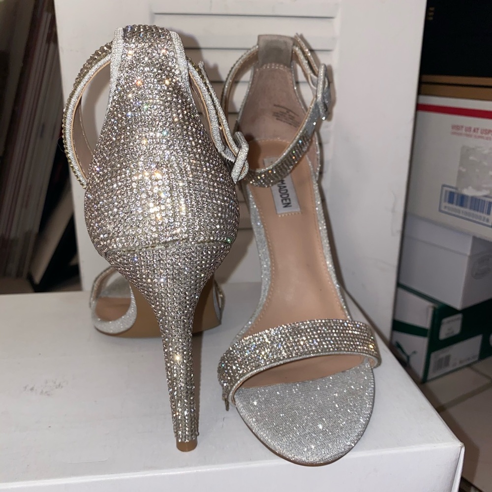 Steve Madden Diamonds heels